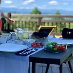Koza U Woza - Drewniany Dom Premium Z Widokiem Na Tatry Ecospa Strefa Fitness Zielona Farma Healinggarden - Slowtravel 24h Self Check-in (adults Only)