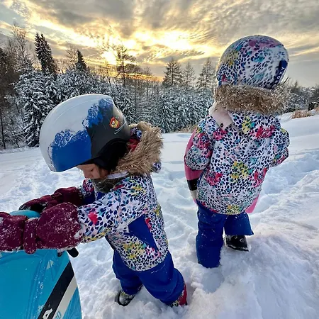 Koza U Woza Wypocznij W Gorach W Rytmie Slow Drewniany Dom Premium Z Widokiem Na Panorame Tatr Ecospa Strefa Fitness Zielona Farma Warsztaty (adults Only) Chalet *