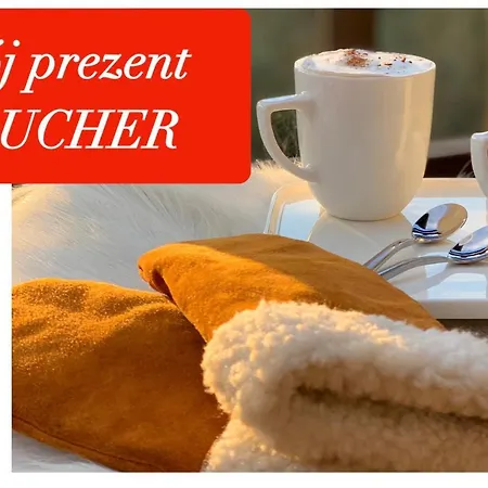 Koza U Woza Wypocznij W Gorach W Rytmie Slow Drewniany Dom Premium Z Widokiem Na Panorame Tatr Ecospa Strefa Fitness Zielona Farma Warsztaty (adults Only) Chalet Szlembark